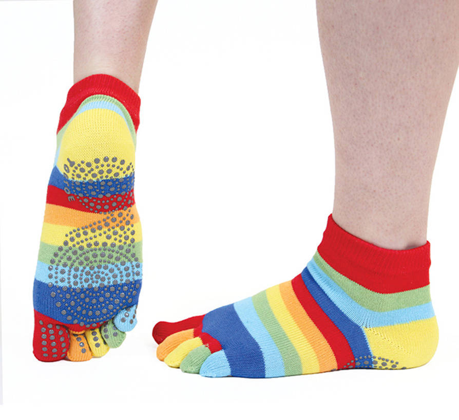 anti slip sole trainer toe socks by toetoe