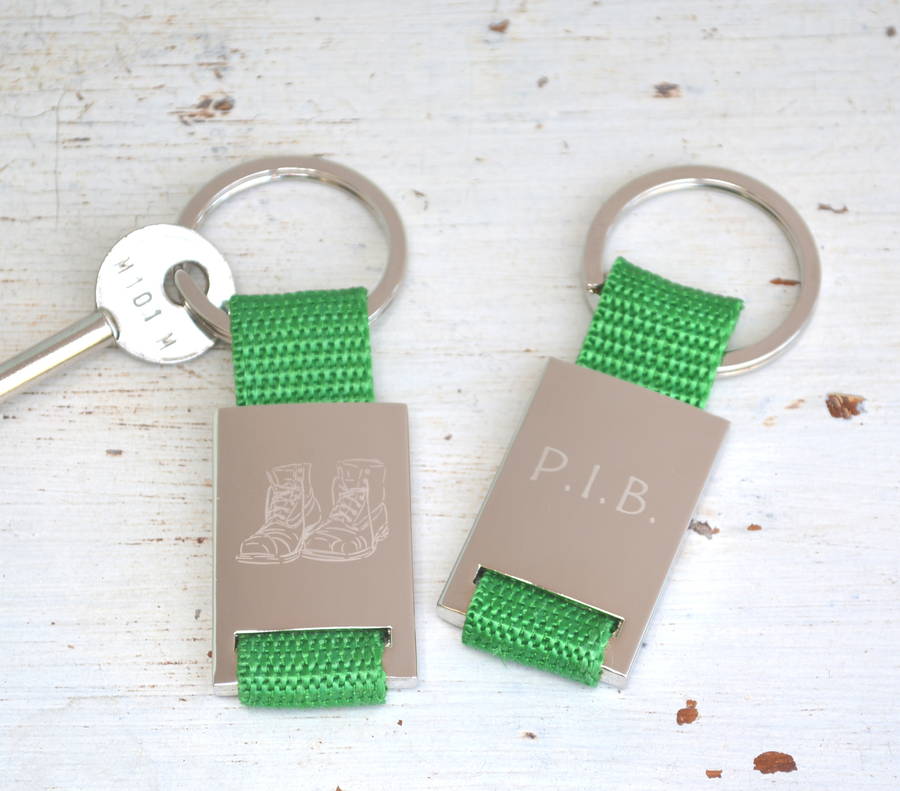 personalised walking boot keyring by me and my sport