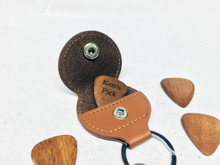leather guitar pick holder by beecycle