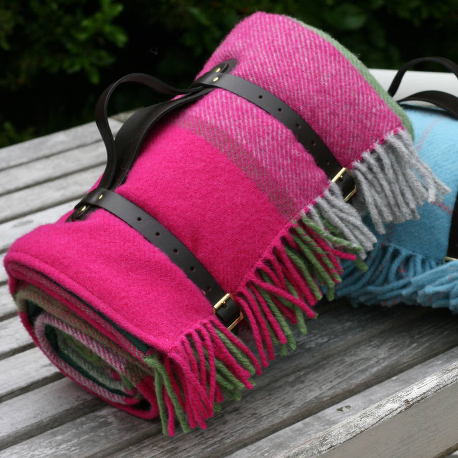 pure new wool picnic blanket by hedgebetty