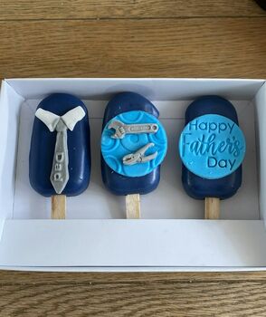 Personalised Father's Day Trio Of Vanilla Cakesicles, 2 of 4