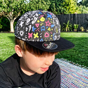 Graffiti Colour In Cap With Six Fabric Pens, 2 of 8