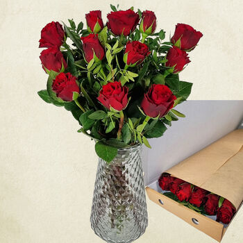 Dozen Red Roses Letterbox Fresh Flowers, 6 of 7