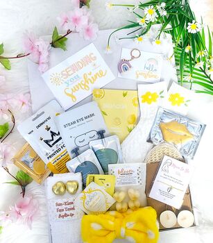 Cosy Summer Pregnancy Care Spa Gift, 2 of 9