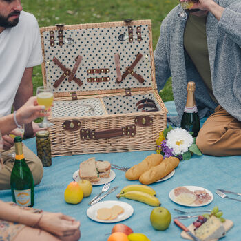 Purbeck Willow Picnic Hamper For Four, 2 of 4