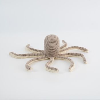 Aria The Octopus Intermediate Crochet Kit, 5 of 9