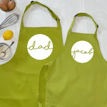 Personalised Father And Child Circle Design Apron Set, 3 of 9