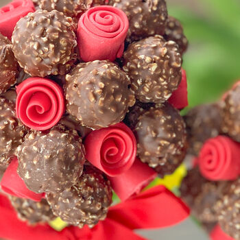 Ferrero Rocher® With Edible Red Roses, 2 of 5