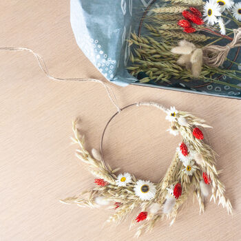 Dried Wreath Kit, 3 of 5