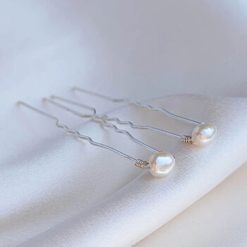 Lola Small Pearl Hair Pins, 2 of 3