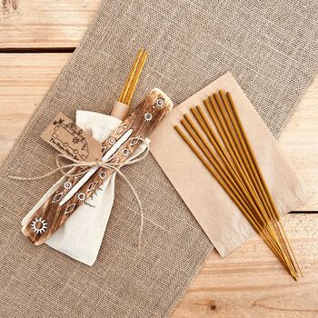 Golden Amber Incense Sticks – Warm Vanilla And Floral Home Fragrance, 4 of 9