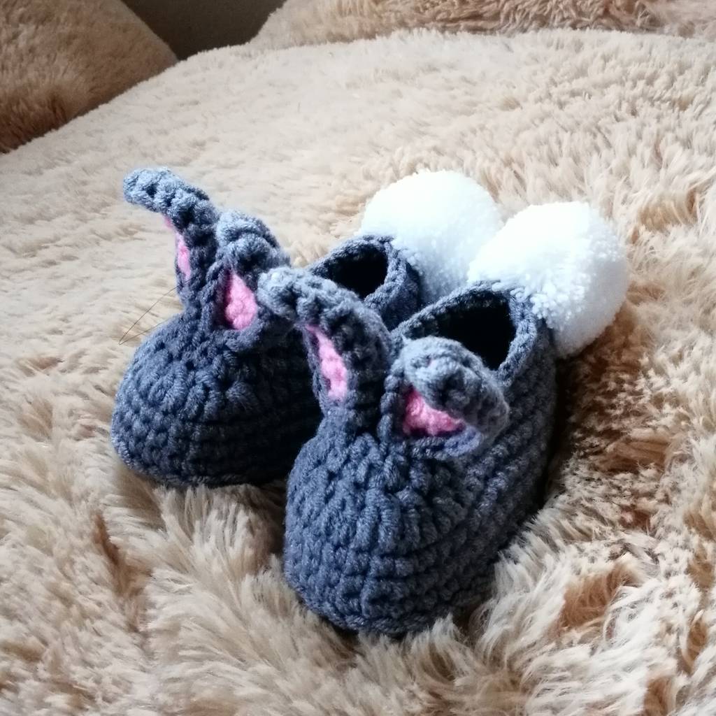 crochet bunny booties by willieratbag