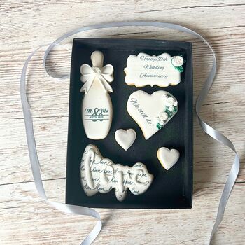 Personalised Silver 25th Anniversary Biscuit Gift, 2 of 5