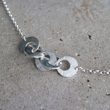 Hammered Silver Link Air O Necklace, 3 of 4