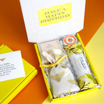 Queen Bee Letterbox Gift Set, 3 of 5