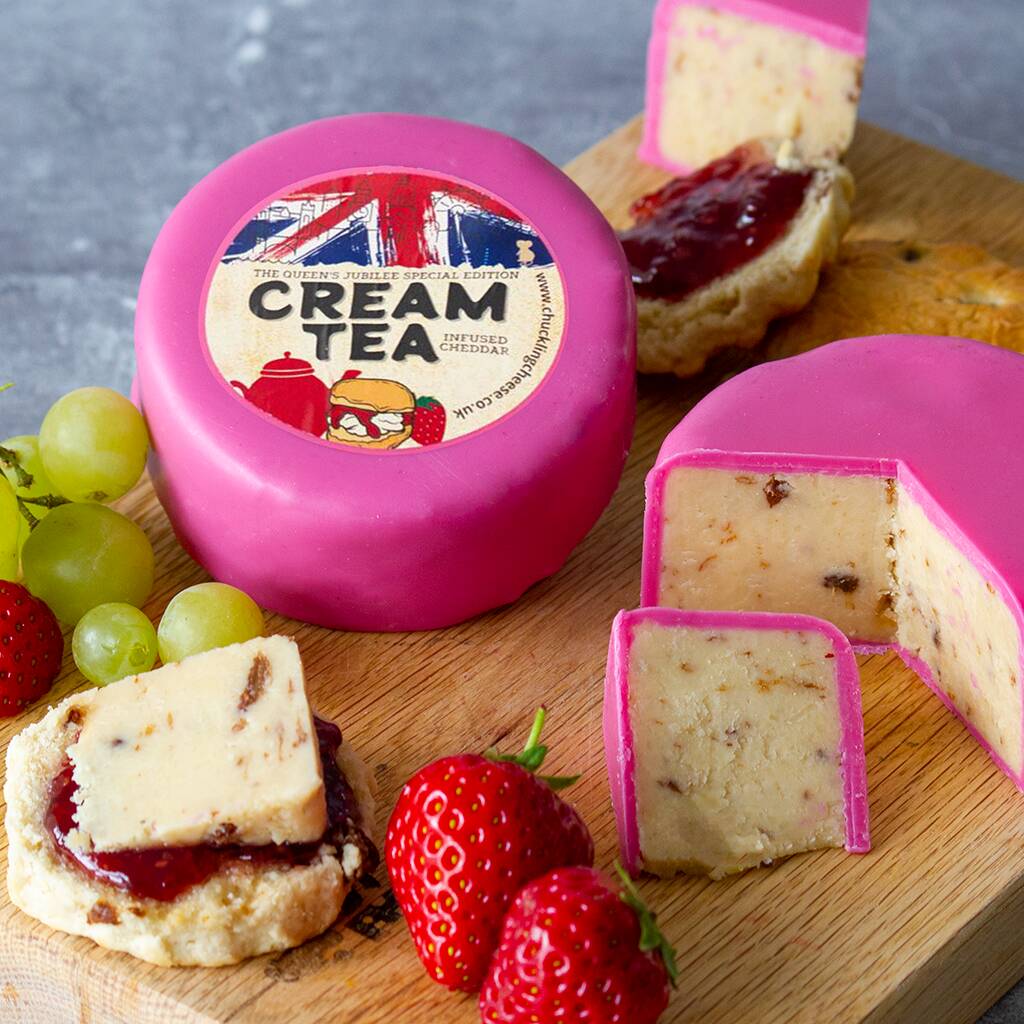 Special Edition Cream Tea Cheese Truckle 200g, 1 of 4