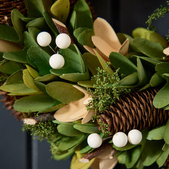 Lambeth Luxury Christmas Door Wreath, 4 of 6