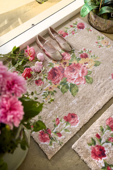 Hug Rug Vintage Rose, 4 of 5