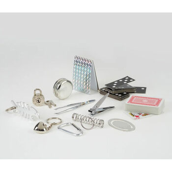 Folklore Christmas Cracker Table Decorations X Six Green And Red, 4 of 4