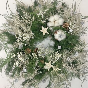 Everlasting Dried Flower Christmas Wreath, 3 of 10