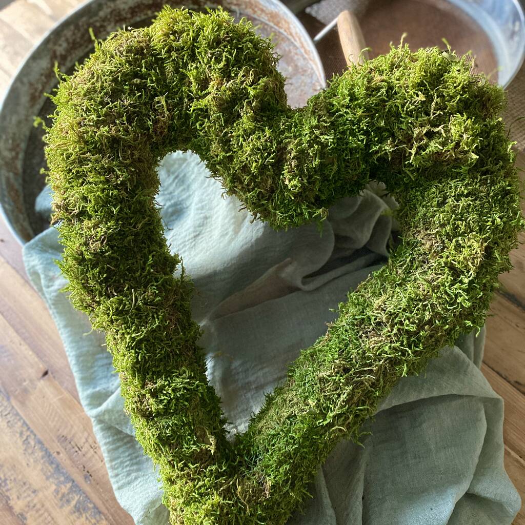 Moss Heart Wreath Hanging, 1 of 11