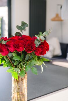 20 Red Roses, 2 of 4