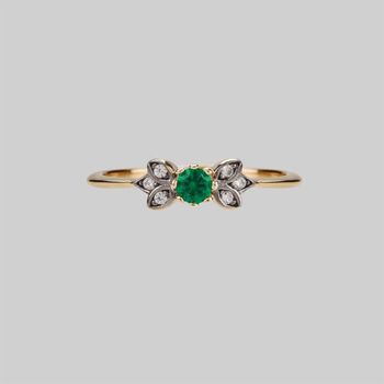 Green Quartz Vintage Style Ring, 2 of 4