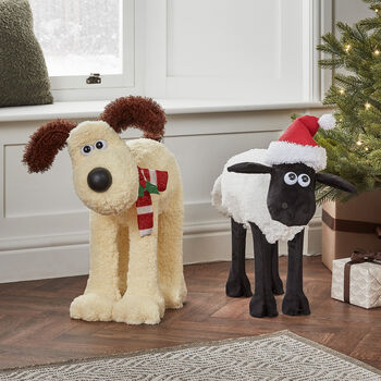 Shaun The Sheep™ And Gromit™ Outdoor LED Figures, 6 of 8