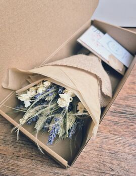 Winter Breeze, Dried Flower Gift, 2 of 3