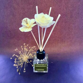 Natural Reed Diffuser In Signature Blend No.One Large, 4 of 4