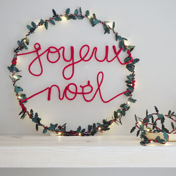 Joyeux Noël Holly Wreath Light, 3 of 5