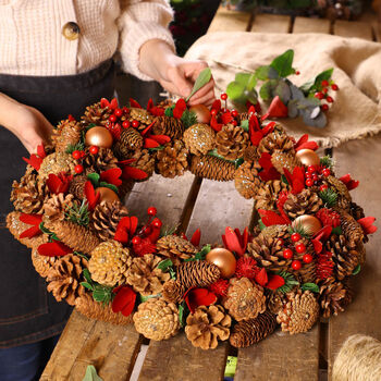 Canterbury Giant Luxury Christmas Wreath With Bow, 4 of 7