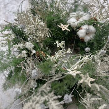 Everlasting Dried Flower Christmas Wreath, 2 of 10