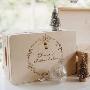 Personalised Christmas Eve Box With Wreath Design, 3 of 5