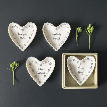 East Of India Small Scallop Heart Dish – Prett Things, 4 of 4