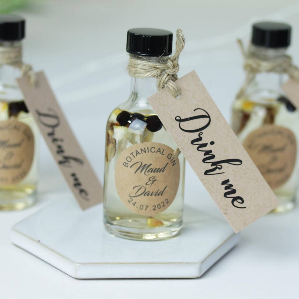 Personalised Botanical Gin Wedding Favours By Hearth & Heritage ...