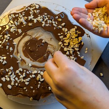 Chocolate Christmas Wreath Mould, 8 of 11