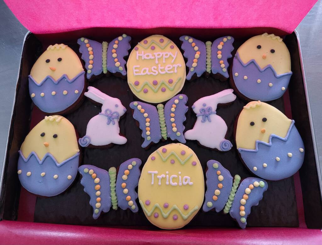 Personalised Easter Chick Cookie Tin, 1 of 3