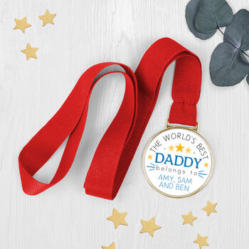 Personalised World's Best Dad Daddy Gold Medal Keepsake, 2 of 2
