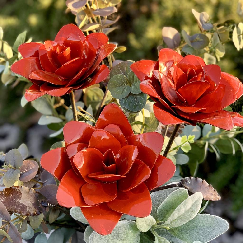 Red Rose Recycled Metal Flower Set Three By London Garden ...