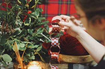 Snuggle Up | Paper Chain Kit, 8 of 10