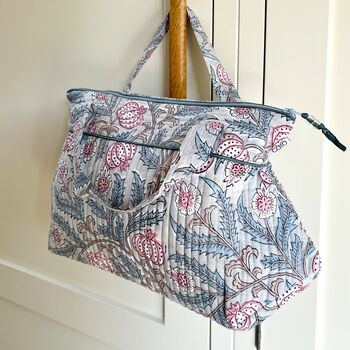 Tall Wash Bag With Handles Bess Print, 4 of 4