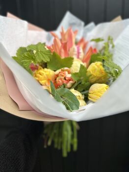 Seasonal Mixed Tulip Bouquet, 5 of 5