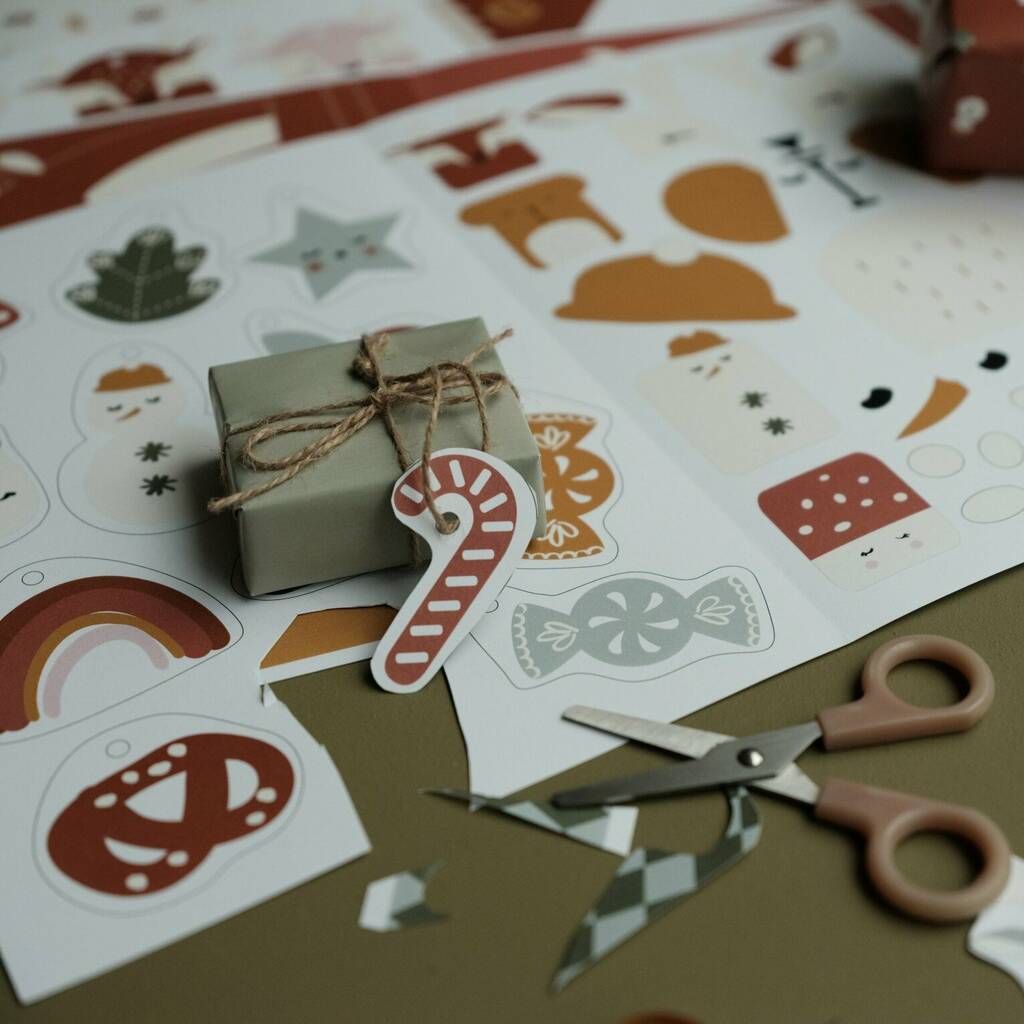 Image of Mini Makers Christmas Craft Book