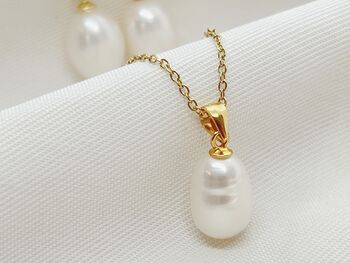 'Liwanag' Radiance Biwa Pearl Pendant Necklace, 5 of 12