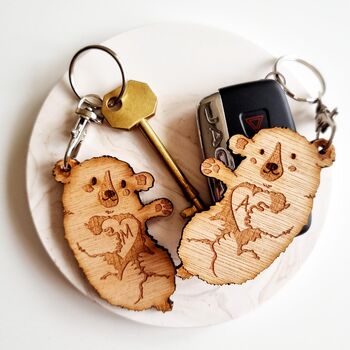 Personalised Wooden Otter/Bear Keyring, 2 of 5