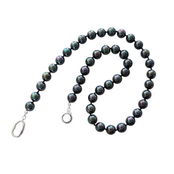 Black Neutral Elegant Pearl Necklace, 3 of 3