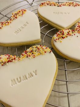 Customised Mother's Day Biscuit Hearts, 2 of 8