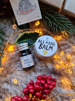 Christmas Cracker With Mini Skincare Treats, 6 of 9