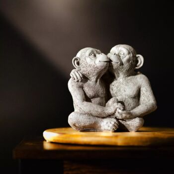 Garden Ornament Kissing Monkey Resin Chimp Stone Effect, 8 of 12